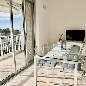 French Riviera With Swimming Pool And Free Parking Near Monaco Appartement